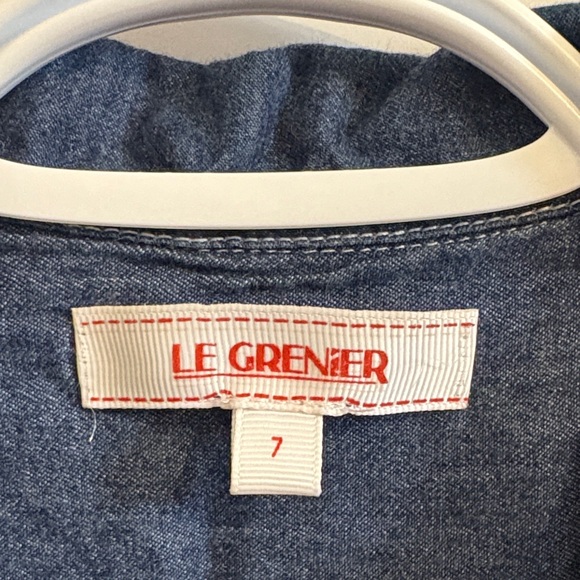 Denim Sleeveless Dress with Zipper - Picture 2 of 4